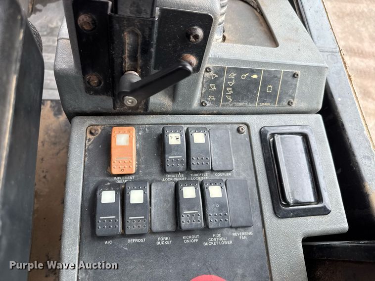 image for item DY0071 2003 Caterpillar 928G wheel loader