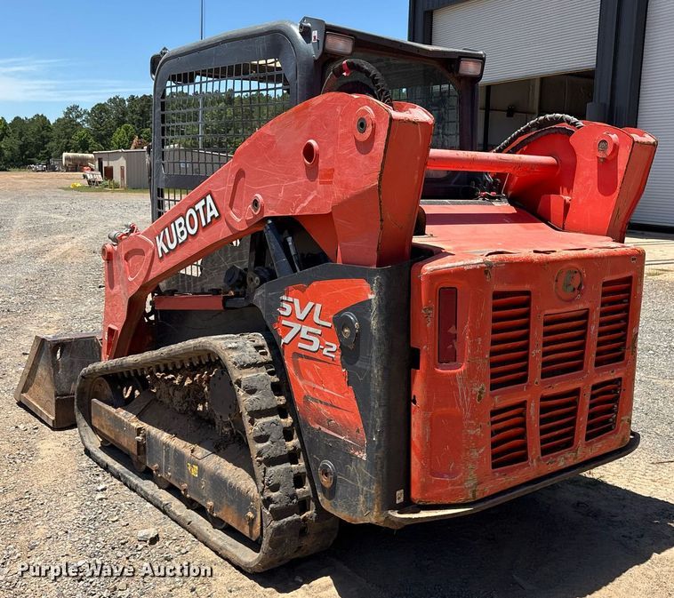 image for item DY0469 2019 Kubota SVL75-2 tracked skid steer loader