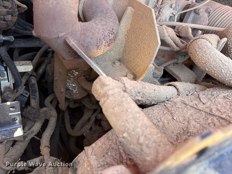 image for item DY0469 2019 Kubota SVL75-2 tracked skid steer loader