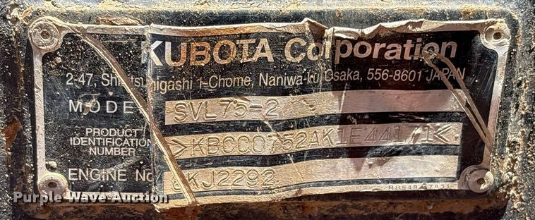 image for item DY0469 2019 Kubota SVL75-2 tracked skid steer loader