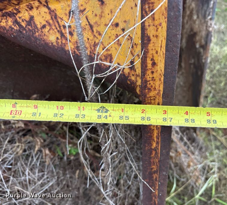 image for item DY0511 1977 John Deere 444 wheel loader