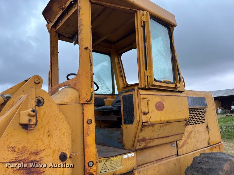 image for item DY0511 1977 John Deere 444 wheel loader