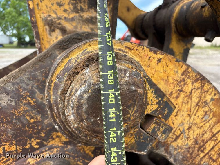 image for item DY0517 2002 John Deere 230C LC excavator