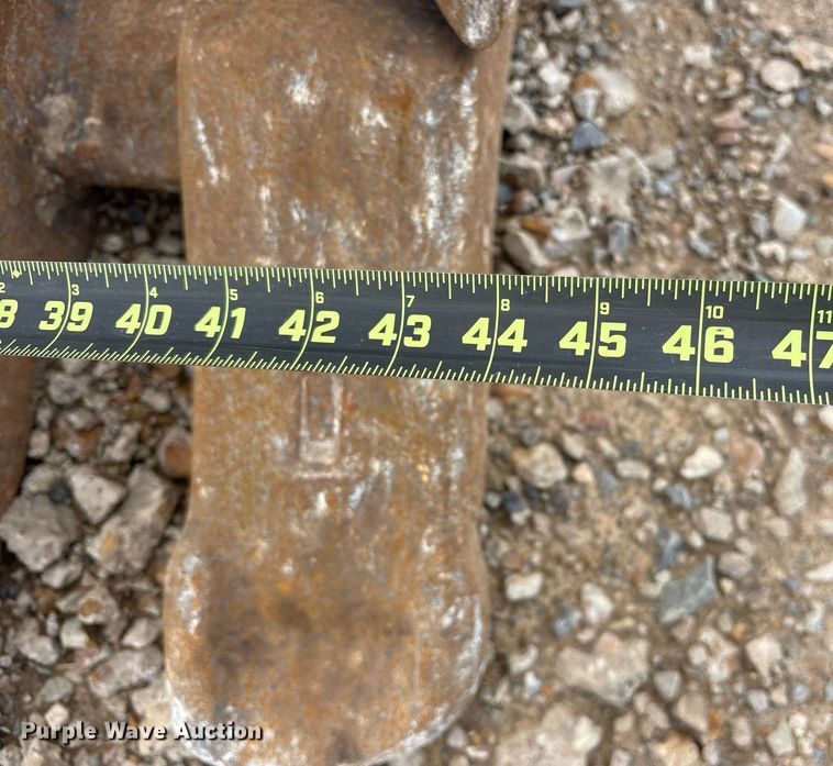 image for item DY0517 2002 John Deere 230C LC excavator