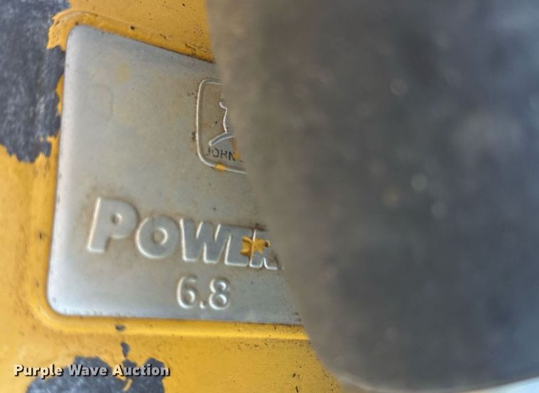 image for item DY0517 2002 John Deere 230C LC excavator