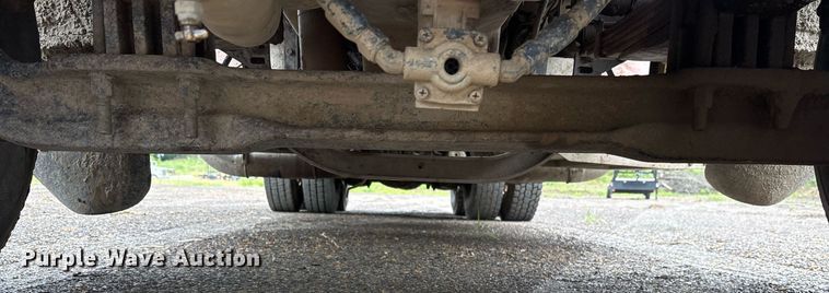 image for item DY0524 1988 Peterbilt dump truck