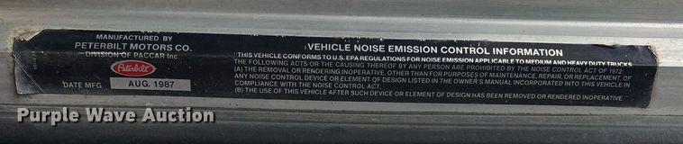 image for item DY0524 1988 Peterbilt dump truck