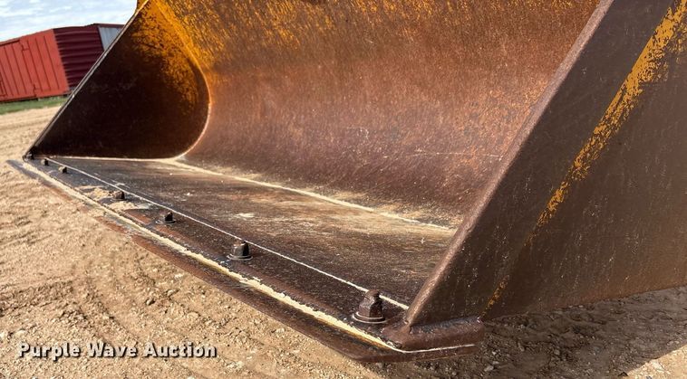 image for item DY2501 1989 John Deere 410C backhoe