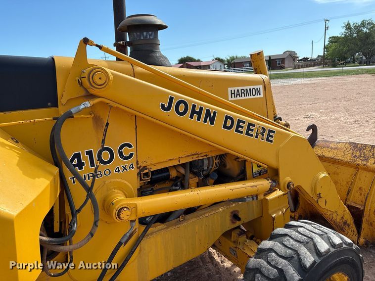 image for item DY2501 1989 John Deere 410C backhoe