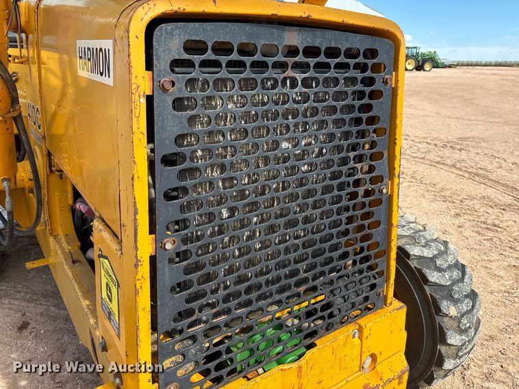 image for item DY2501 1989 John Deere 410C backhoe