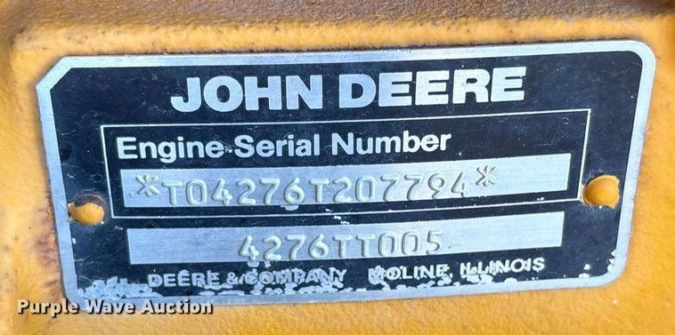 image for item DY2501 1989 John Deere 410C backhoe