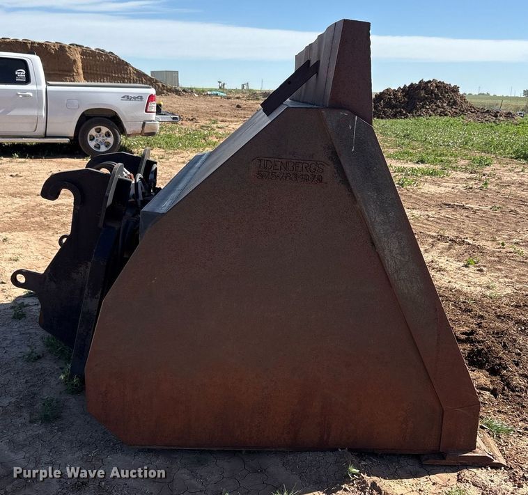 image for item DY2512 Tidenbergs roll out bucket