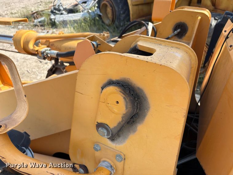 image for item DY2521 2001 Hyundai HL740-3 wheel loader