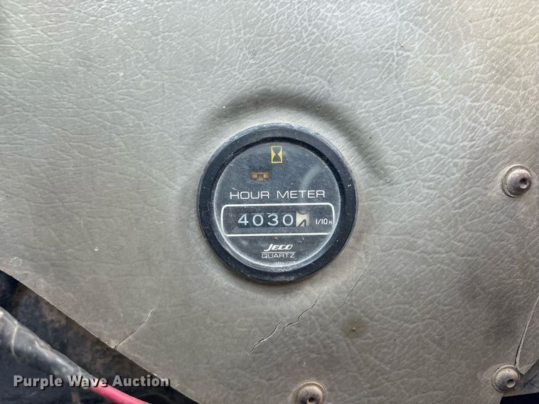 image for item DY2521 2001 Hyundai HL740-3 wheel loader