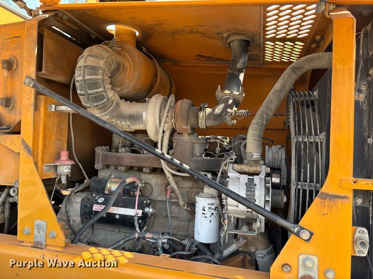 image for item DY2521 2001 Hyundai HL740-3 wheel loader