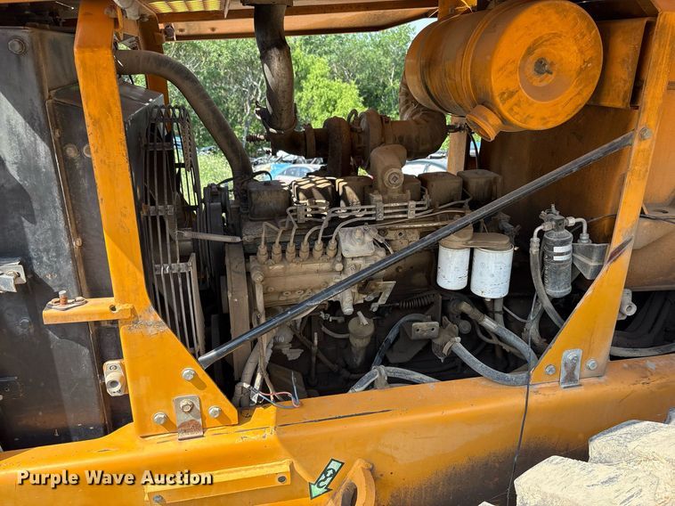 image for item DY2521 2001 Hyundai HL740-3 wheel loader