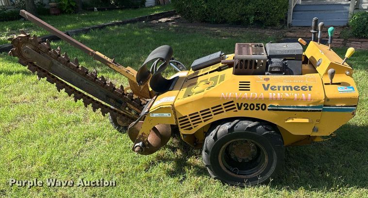 image for item DY2525 2000 Vermeer V2050 trencher