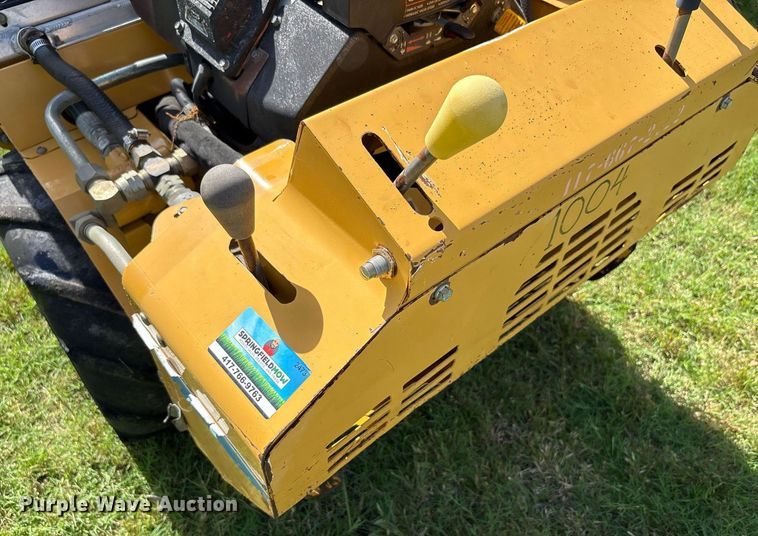 image for item DY2525 2000 Vermeer V2050 trencher