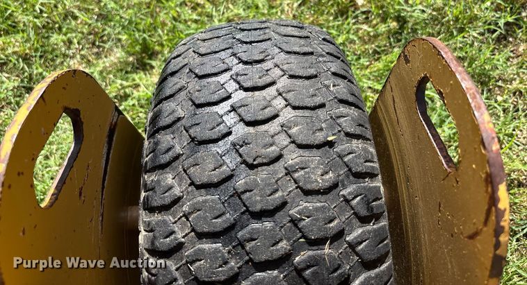 image for item DY2525 2000 Vermeer V2050 trencher