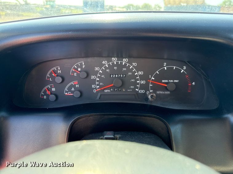 image for item DZ4164 2000 Ford F650 Super Duty utility / service truck