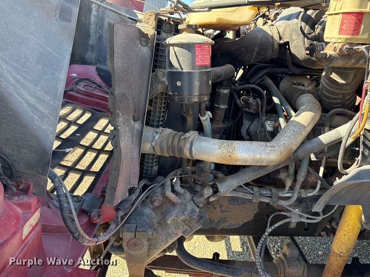 image for item DZ4164 2000 Ford F650 Super Duty utility / service truck