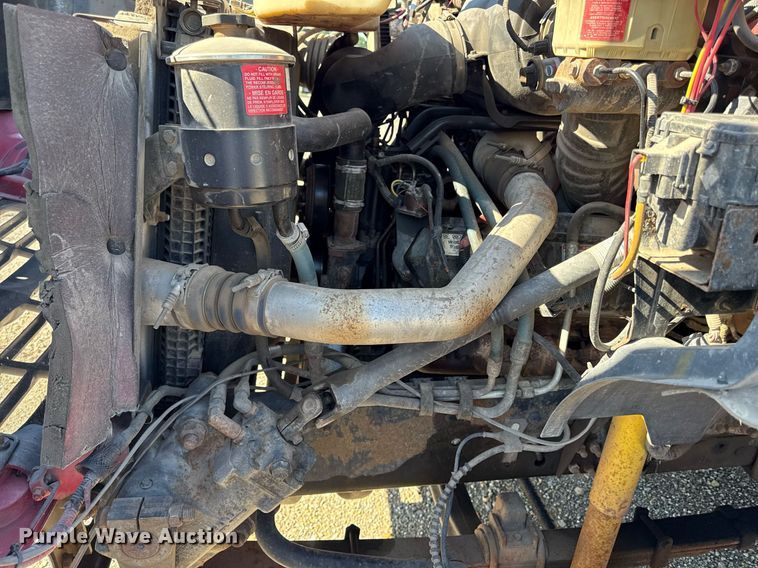 image for item DZ4164 2000 Ford F650 Super Duty utility / service truck
