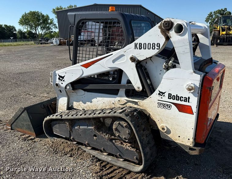 image for item DZ4165 2014 Bobcat T650 tracked skid steer loader