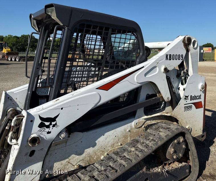 image for item DZ4165 2014 Bobcat T650 tracked skid steer loader