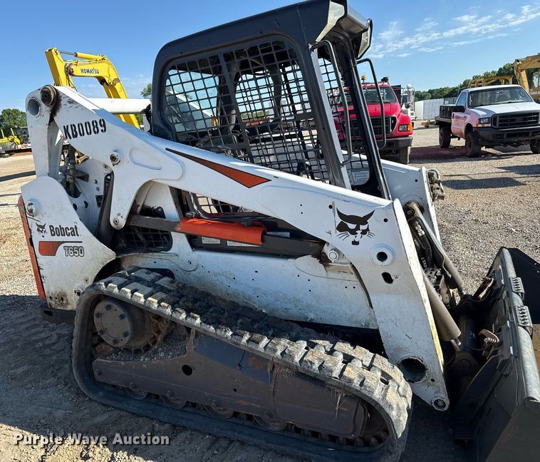 image for item DZ4165 2014 Bobcat T650 tracked skid steer loader