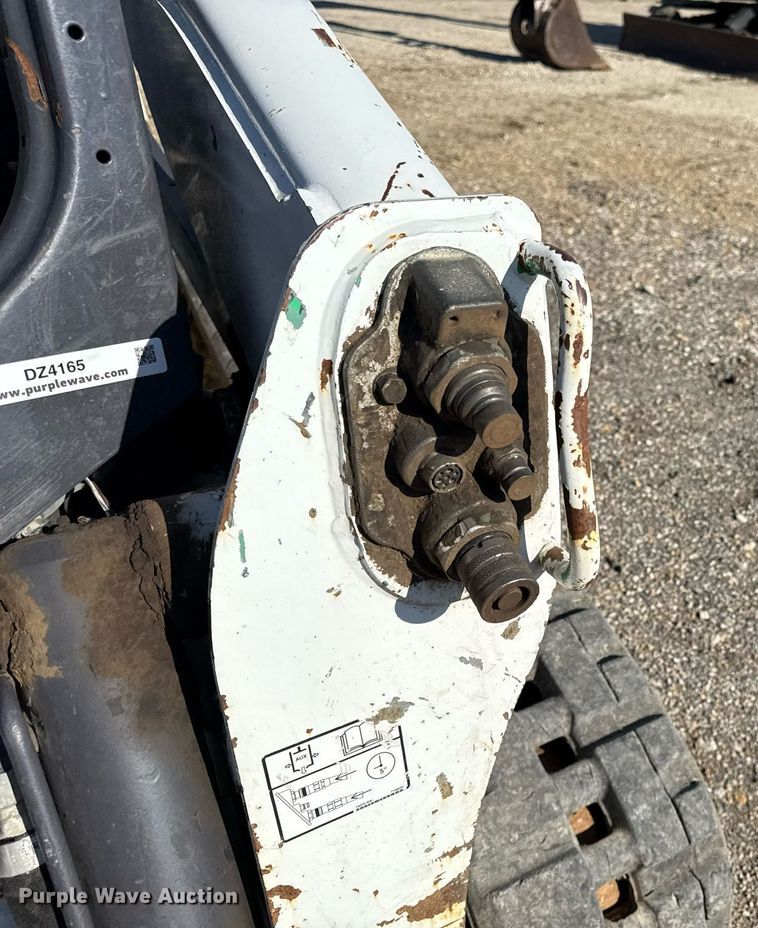 image for item DZ4165 2014 Bobcat T650 tracked skid steer loader