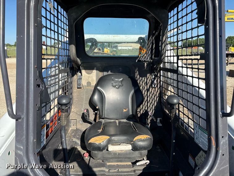 image for item DZ4165 2014 Bobcat T650 tracked skid steer loader