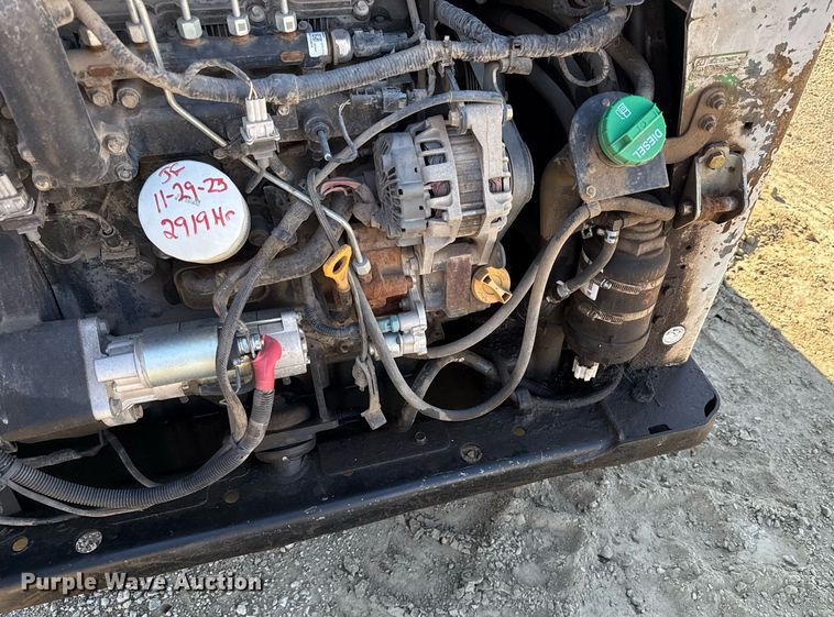 image for item DZ4165 2014 Bobcat T650 tracked skid steer loader