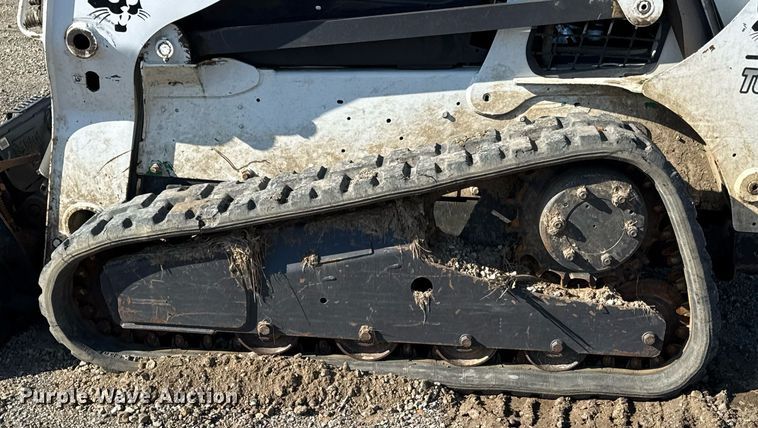 image for item DZ4165 2014 Bobcat T650 tracked skid steer loader