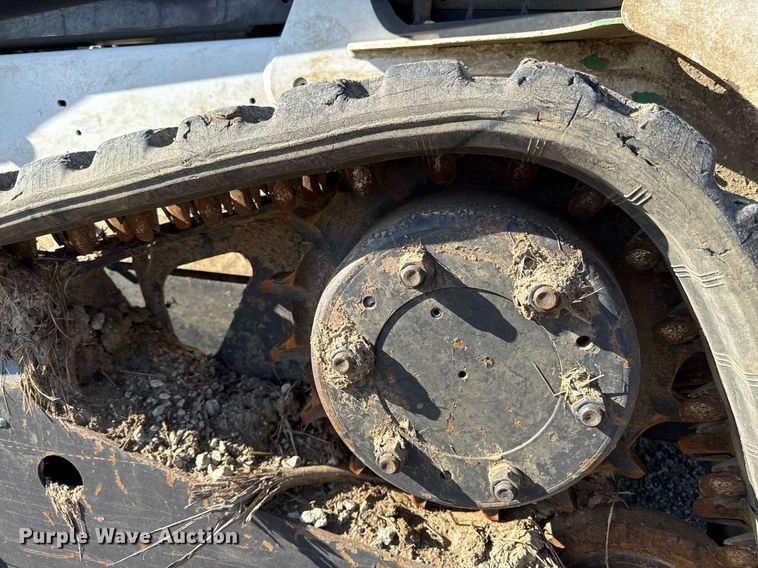 image for item DZ4165 2014 Bobcat T650 tracked skid steer loader