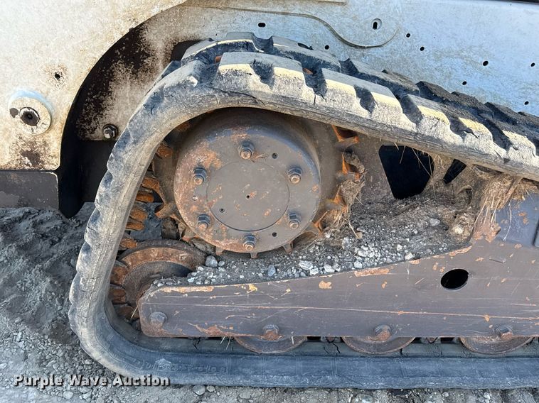 image for item DZ4165 2014 Bobcat T650 tracked skid steer loader