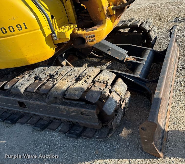 image for item DZ4166 2007 Komatsu PC78MR-6 mini excavator