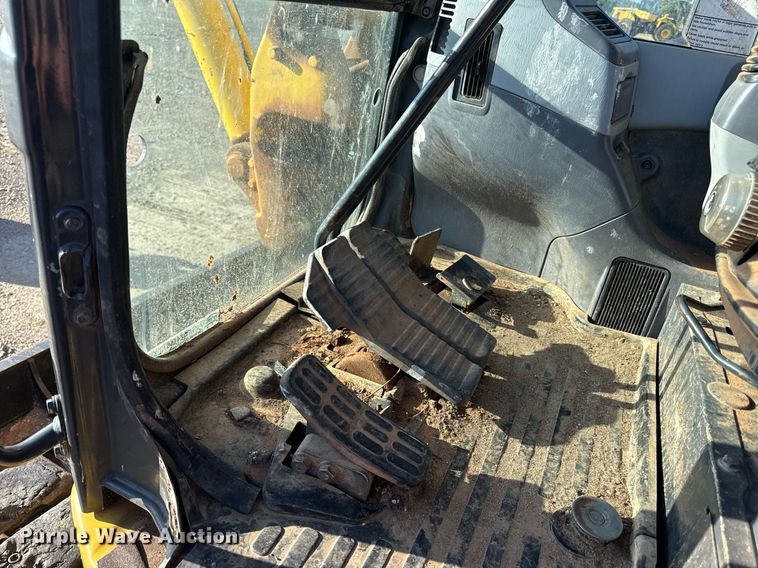 image for item DZ4166 2007 Komatsu PC78MR-6 mini excavator