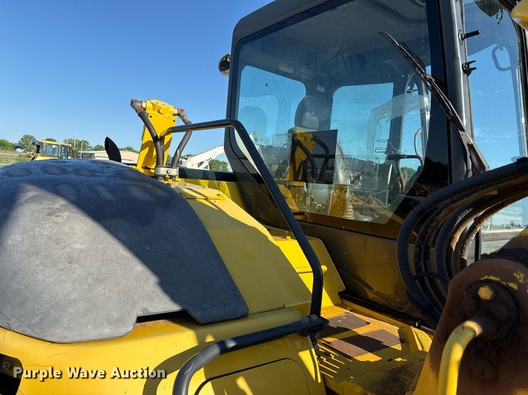 image for item DZ4166 2007 Komatsu PC78MR-6 mini excavator