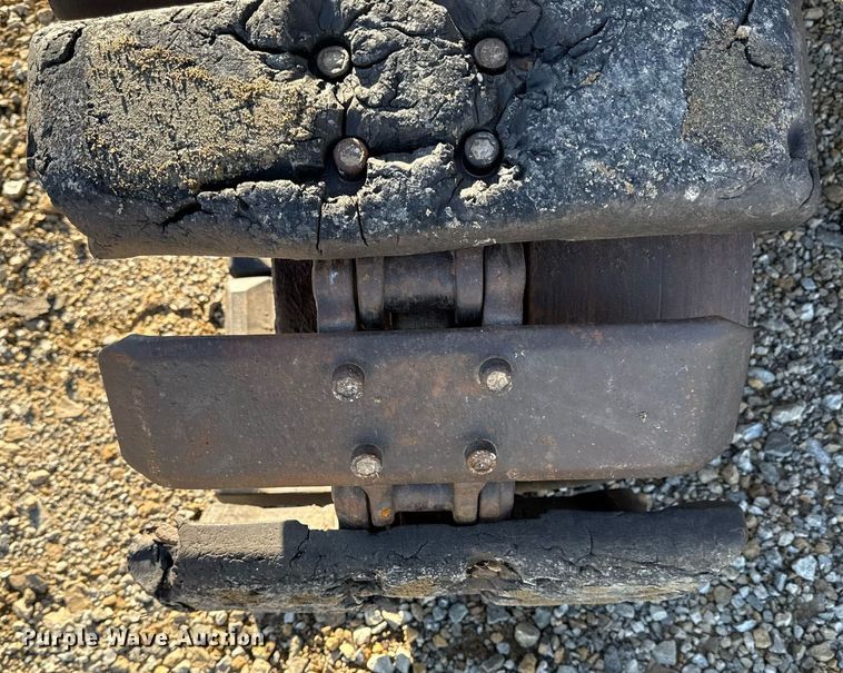 image for item DZ4166 2007 Komatsu PC78MR-6 mini excavator