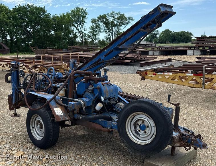 image for item DZ4175 Vertical drill trailer