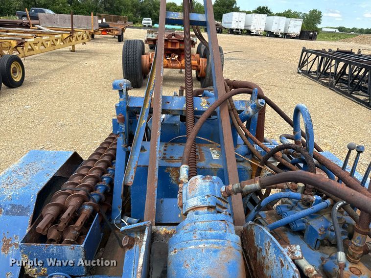 image for item DZ4175 Vertical drill trailer