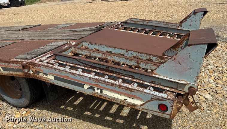 image for item DZ4178 1997 Interstate equipment trailer