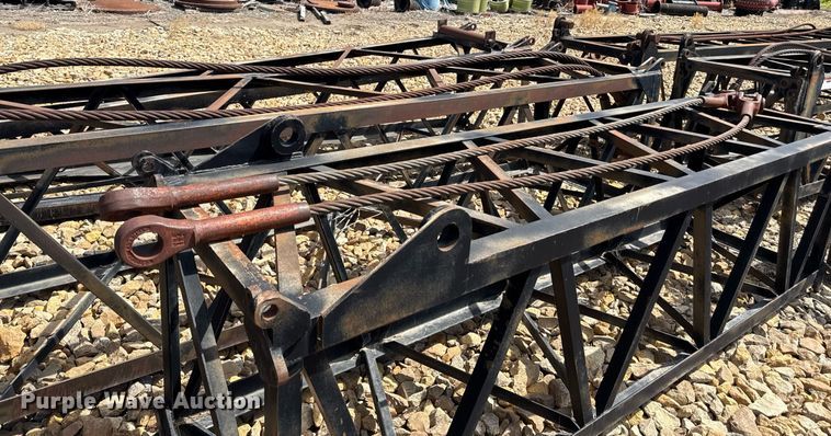 image for item DZ4181  (6) Link Belt 108 crane boom sections