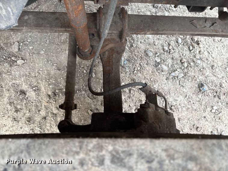 image for item DZ4185 1995 GMC Topkick C6500 flatbed truck