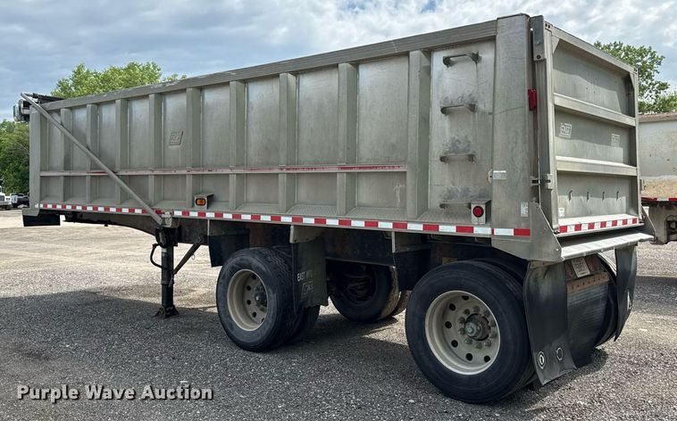 image for item DZ4191 2000 East end dump trailer