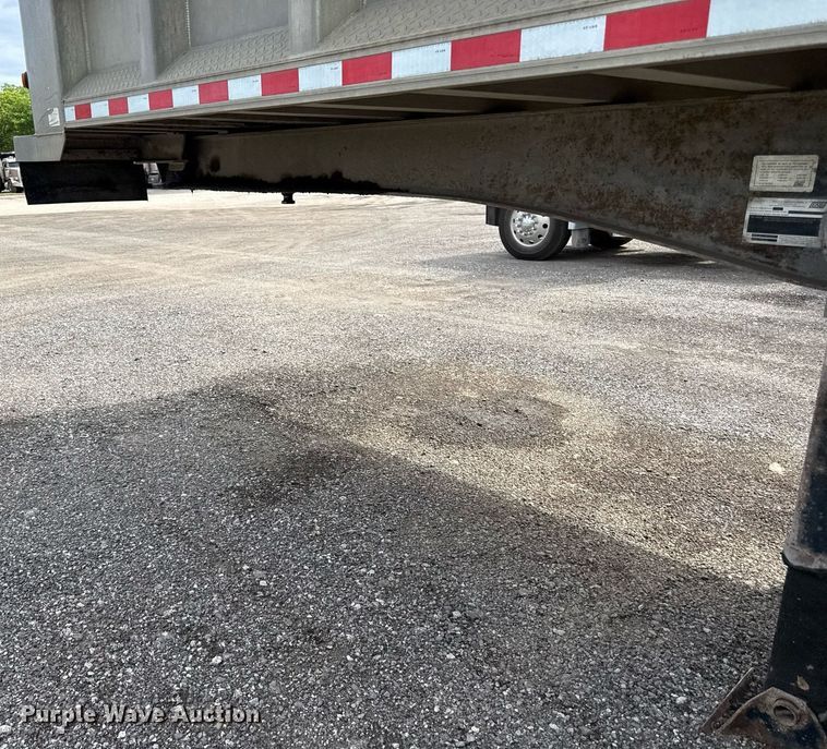 image for item DZ4191 2000 East end dump trailer