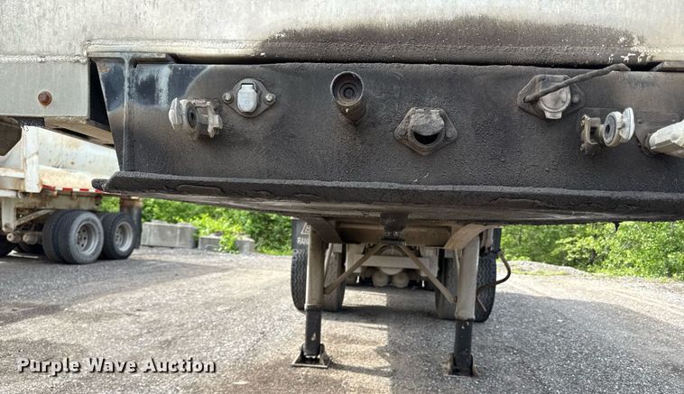 image for item DZ4191 2000 East end dump trailer