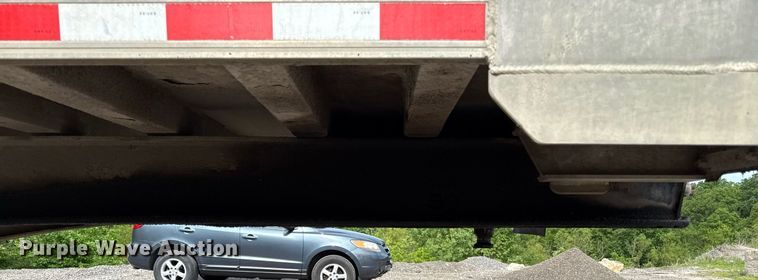 image for item DZ4191 2000 East end dump trailer