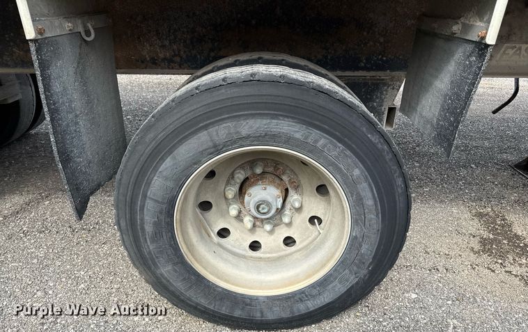 image for item DZ4191 2000 East end dump trailer