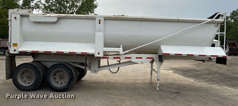 image for item DZ4192 1999 Western Construction Components end dump trailer